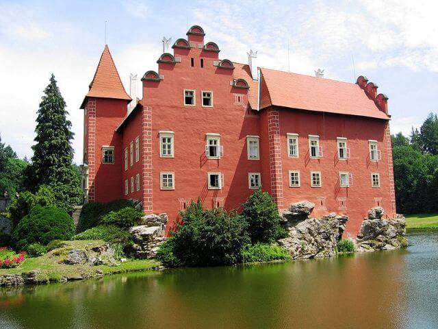 Замок Червена Лгота, Чехія