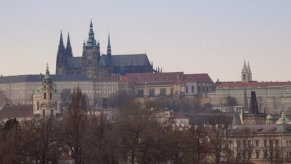 Антимонопольний орган стягнув із Праги за розрив контракту