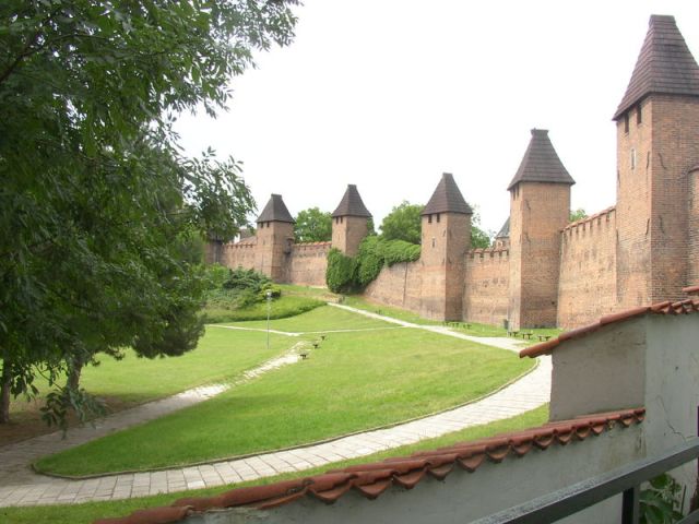 Німбуркські фортечні стіни