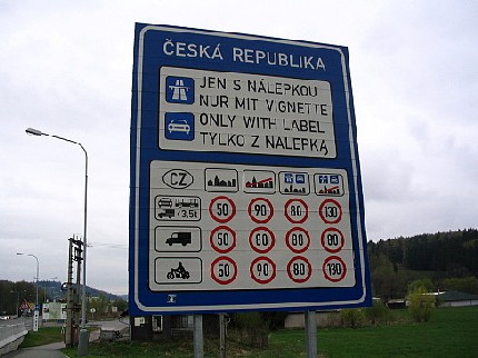 Правила дорожнього руху в Чехії
