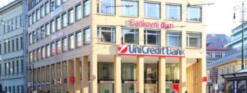 Банк UniCredit Bank розпродав всю власну нерухомість у Чехії